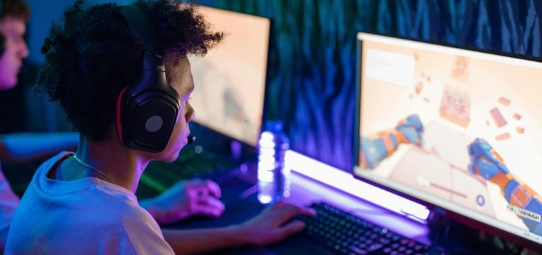 Revolutionizing Game Design with Machine Learning and Player Insights