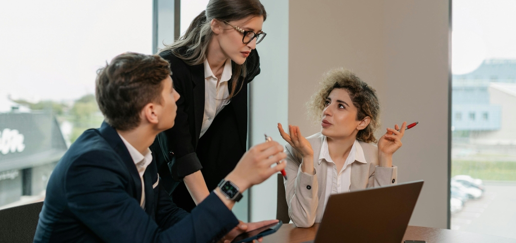 Business Performance Analytics for Mid-Market Companies What Enterprise Playbooks Miss